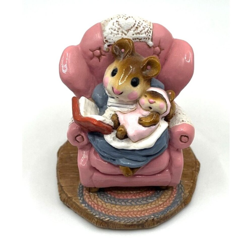 Wee Forest Folk Genuine Vintage Retired Figurine: Babysitter Mouse w/box
